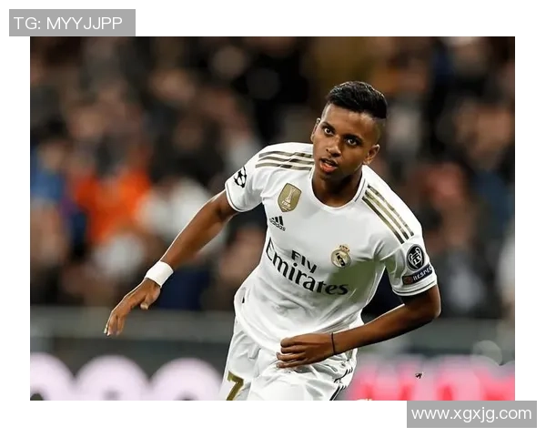 曼联足球明星今年的年龄揭秘及其职业生涯发展分析