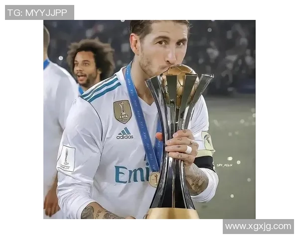 意大利足球明星天团齐聚一堂展现激情与荣耀的绿茵传奇 意大利足球明星天团齐聚一堂展现激情与荣耀的绿茵传奇